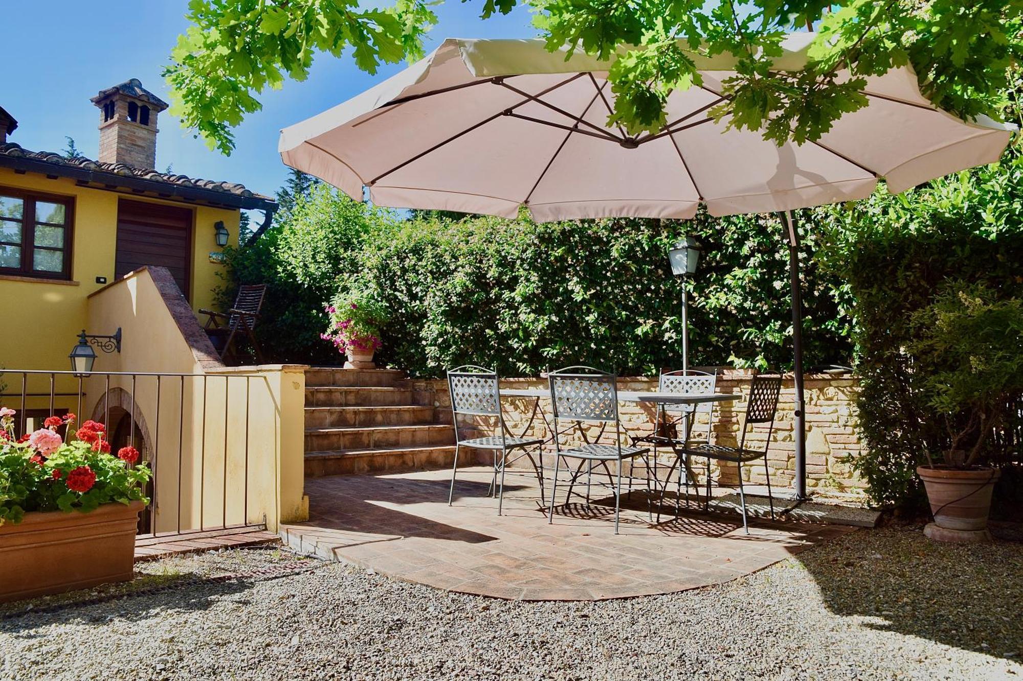 Relax In Chianti Il Borgo 8 Apartman Montespertoli Kültér fotó